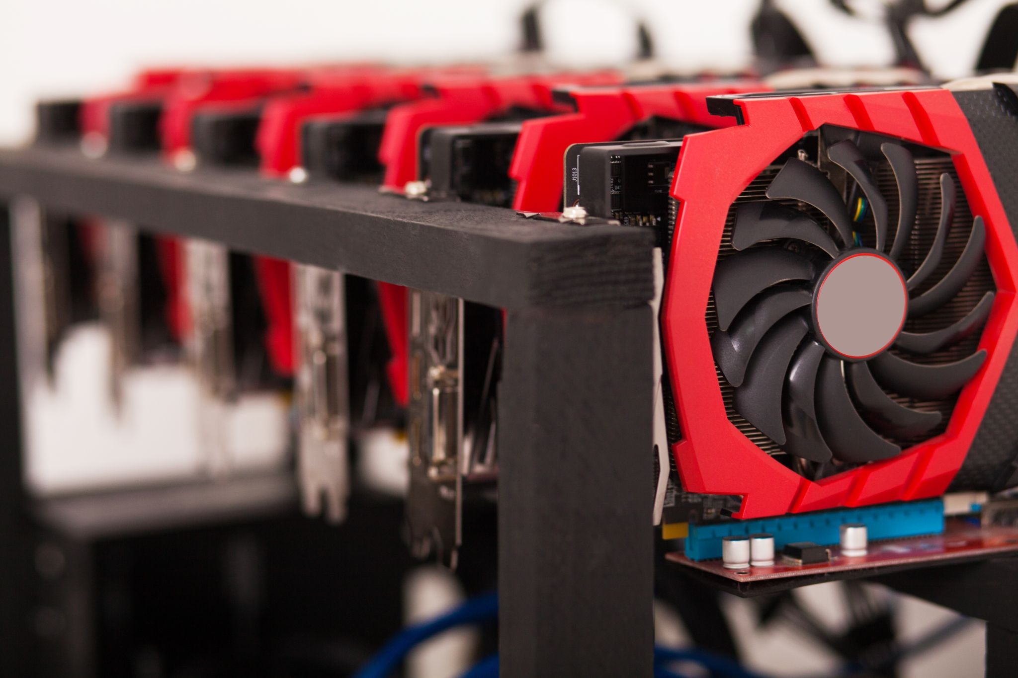 GPU Mining Performance: How to Optimize Hash Rates Efficiently